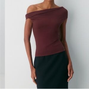 Off-Shoulder Stretch Top in Deep Burgundy